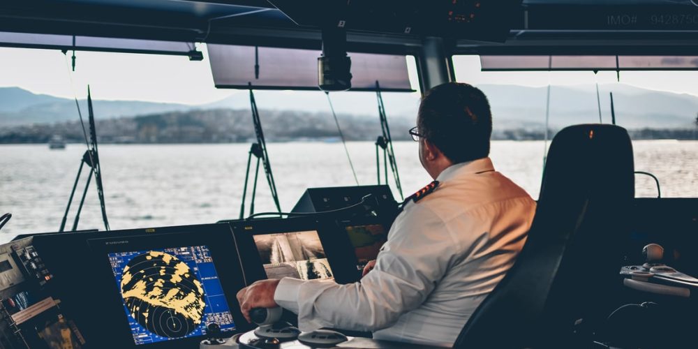 DIFFERENT TYPES OF NAVIGATIONAL AND COMMUNICATION EQUIPMENT USED ONBOARD A SHIP. GENERAL OVERVIEW